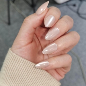 Glazed Chrome Finish Donut Stickon Nails Set
